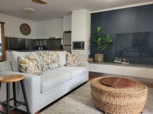 Living & Kitchen